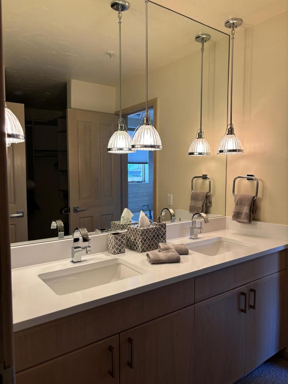 Gateway Plaza Casas Brabur (12)