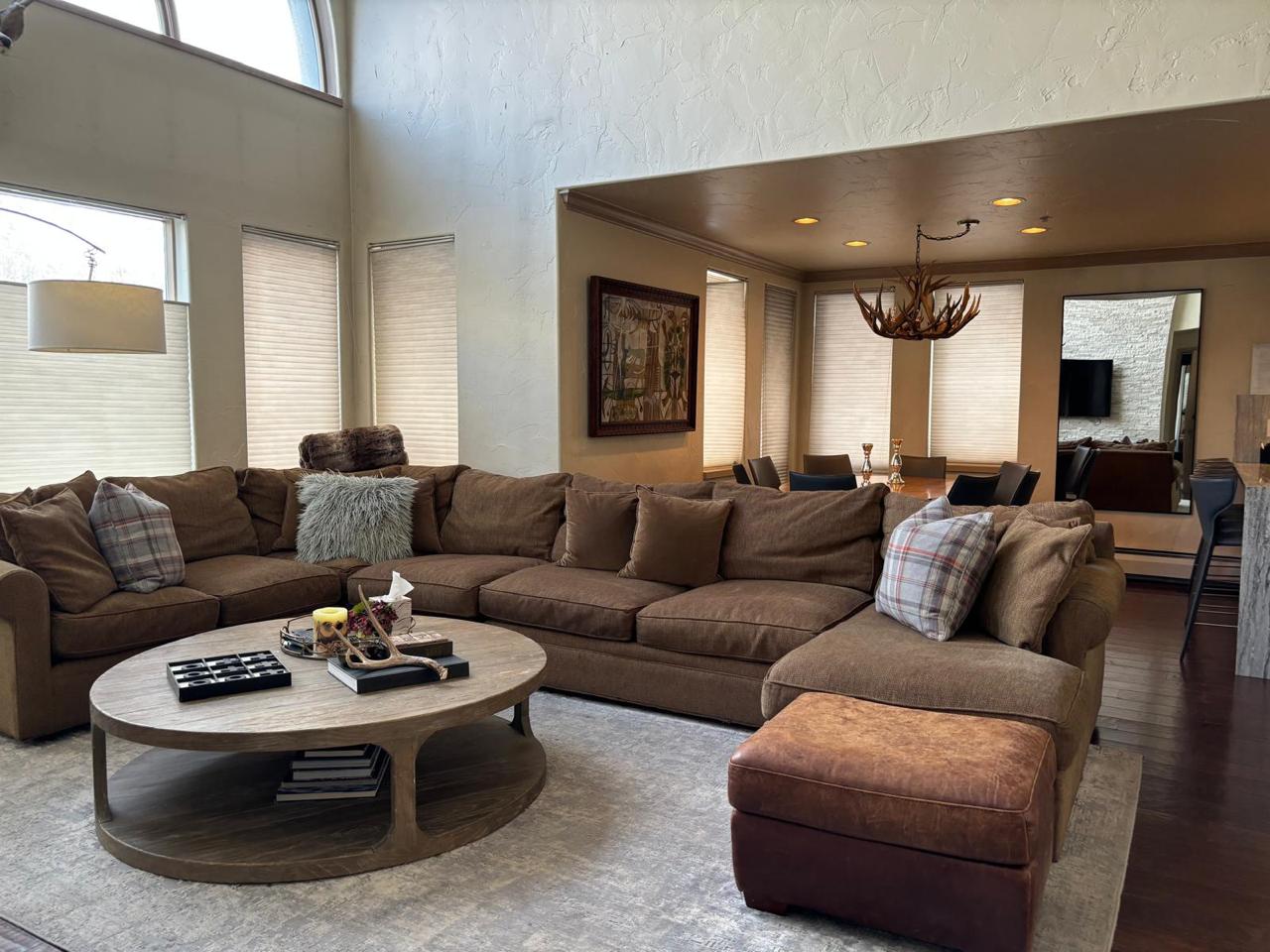 Gateway Plaza Casas Brabur (14)