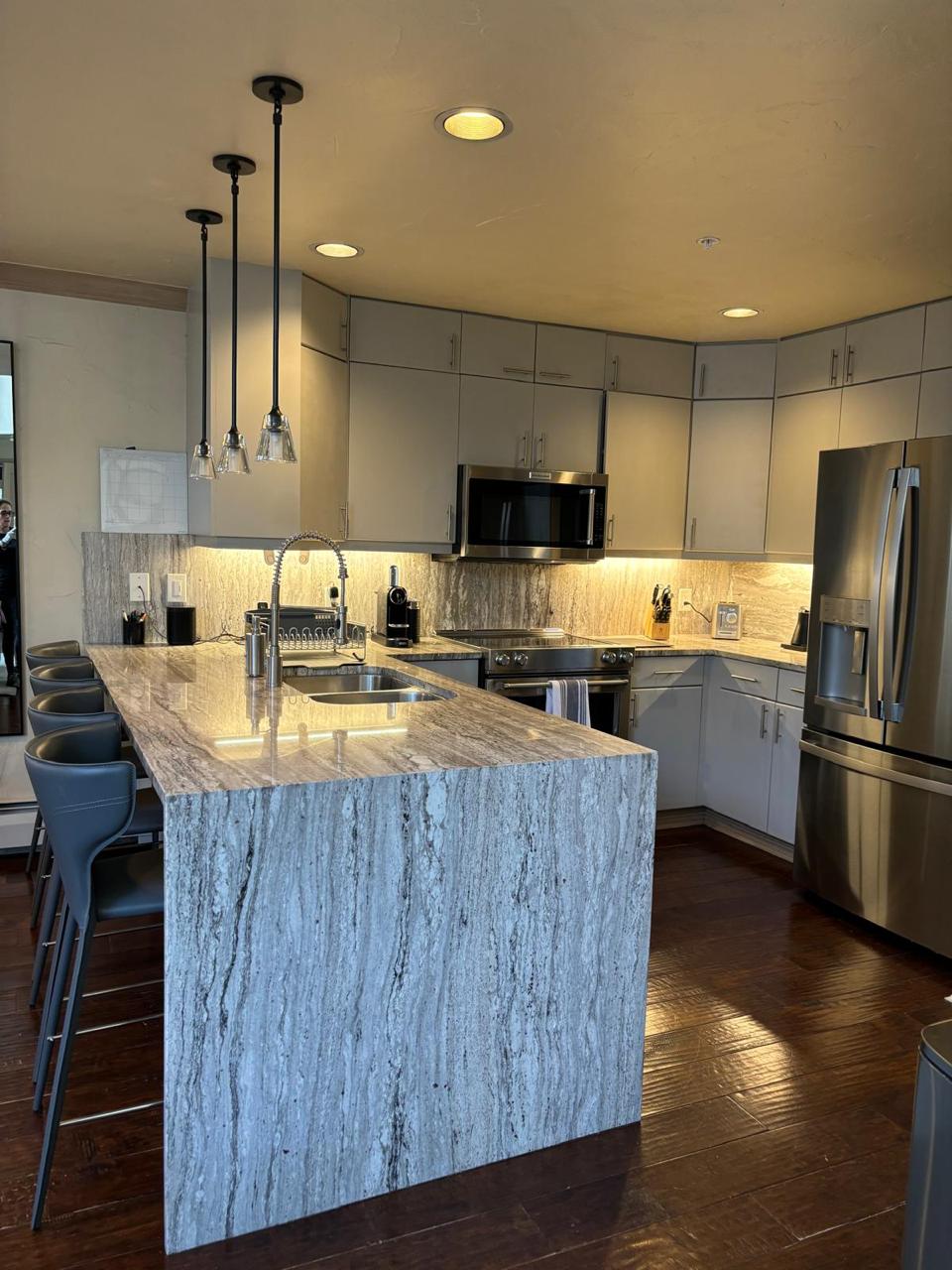 Gateway Plaza Casas Brabur (16)